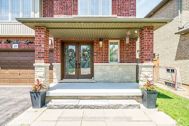 Additional image 2 of 19 Staples Lane