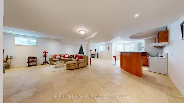 Additional image 15 of 122 Norton Ave