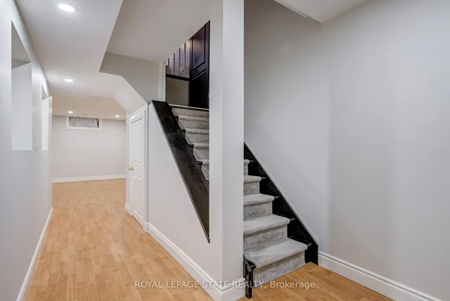 Additional image 33 of 143 Foxborough Dr