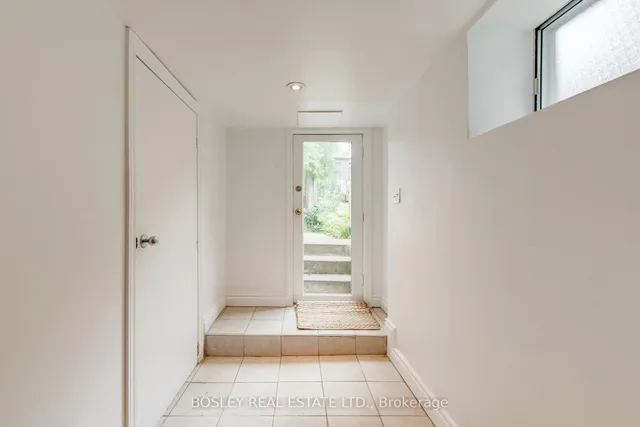 Additional image 27 of 55 Robbins Ave