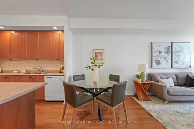 Additional image 8 of 5229 Dundas St Unit 2002