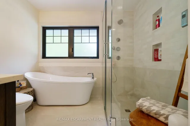 Additional image 24 of 49 Ann St