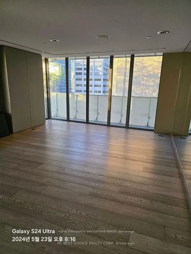 Additional image 2 of 200 Bloor St Unit 605