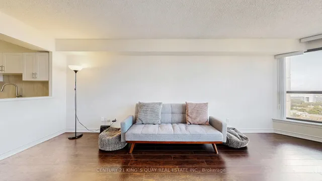 Additional image 10 of 55 Bamburgh Circ Unit 2002