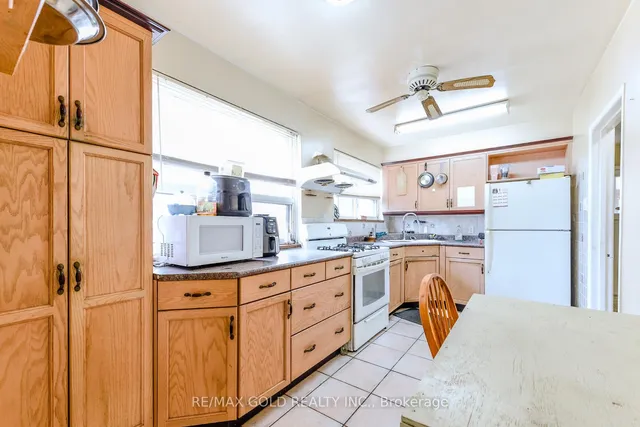 Additional image 12 of 3372 Etude Dr