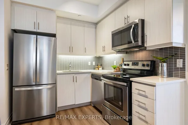 Additional image 16 of 17 Zorra St Unit 2006