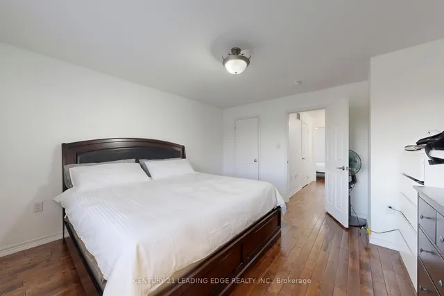 Additional image 26 of 12 Pringdale Gardens Circ