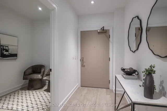 Additional image 11 of 1 Strathgowan Ave Unit TH2