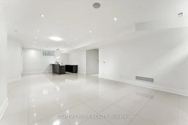 Additional image 44 of 392 Princess Ave