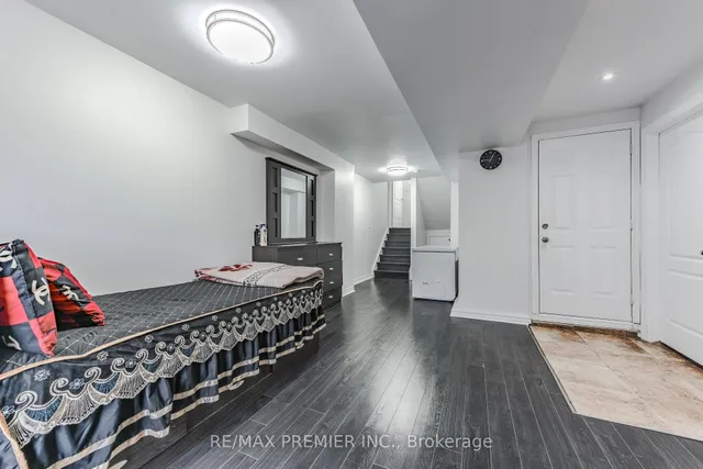 Additional image 33 of 77 Wilmont Crt