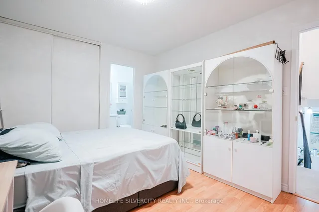 Additional image 31 of 235 Bronte St Unit 57