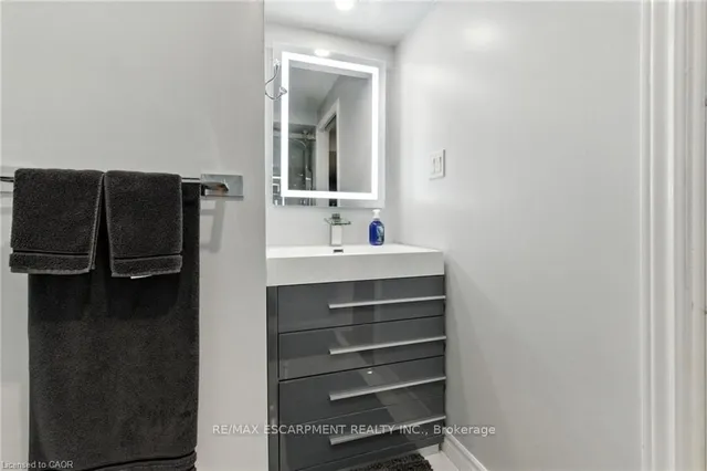 Additional image 39 of 11 Silverspring Cres