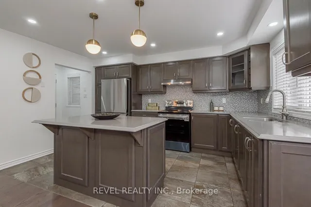 Additional image 9 of 9 Lothbury Dr