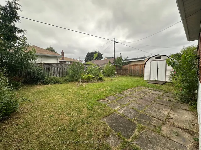 Additional image 14 of 237 Fernwood Cres