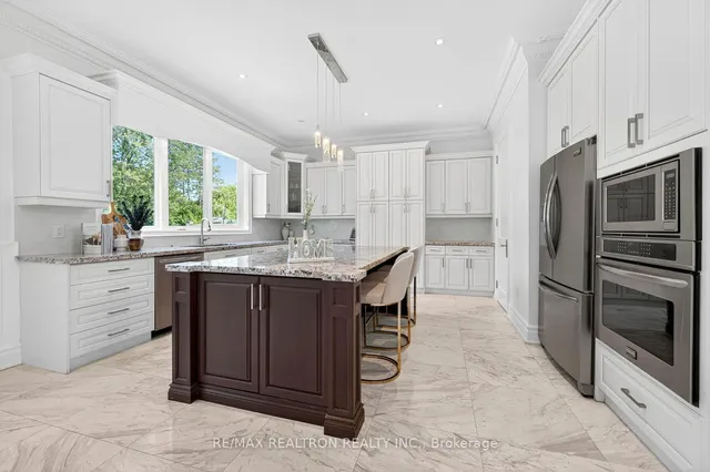 Additional image 11 of 63 Reidmount Ave