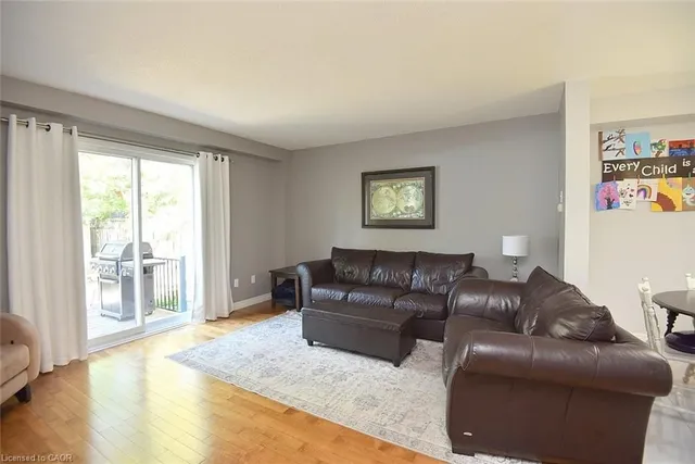 Additional image 9 of 15 Bronte Crt