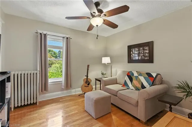 Additional image 21 of 98 Kensington Ave