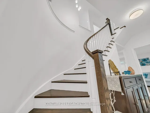 Additional image 18 of 8 Covina Rd