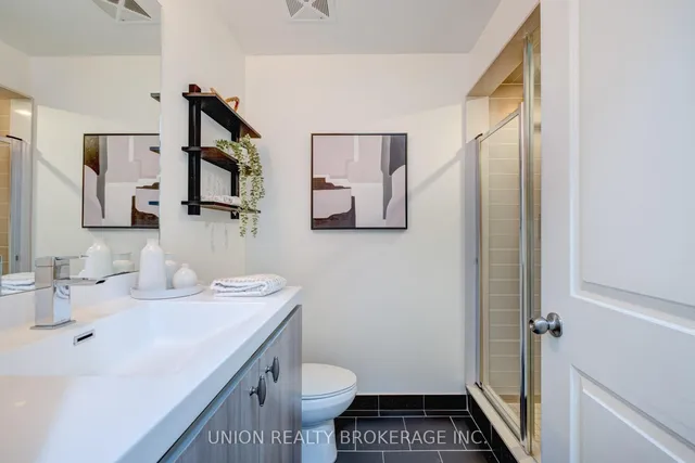 Additional image 23 of 105 George St Unit 405