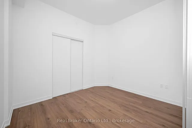 Additional image 20 of 395 Dundas St Unit 718