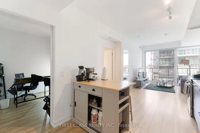 Additional image 2 of 135 East Liberty St Unit 2606