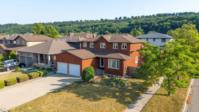 Additional image 46 of 2 Vinehill Dr