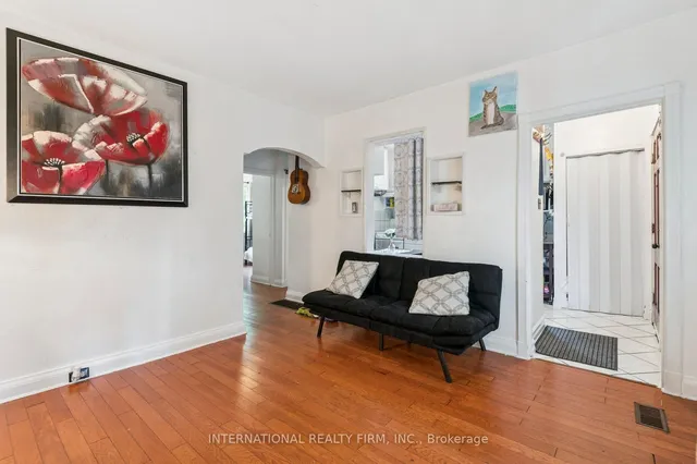 Additional image 5 of 1982 Lawrence Ave