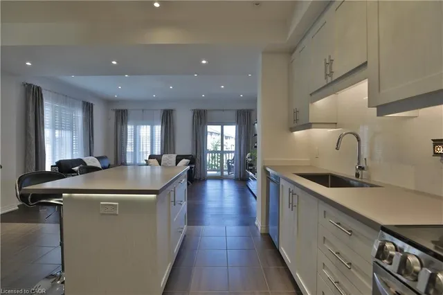 Additional image 5 of 94 Soho St