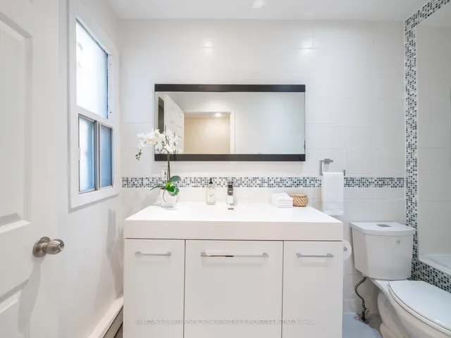 Additional image 24 of 77 Walnut Ave