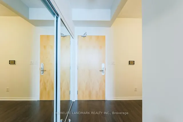 Additional image 5 of 55 bremner Blvd Unit 4003