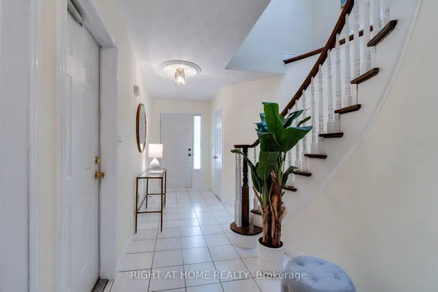 Additional image 40 of 1205 Lamb's Crt Unit 7