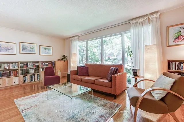 Additional image 12 of 1231 Kingsmead Cres