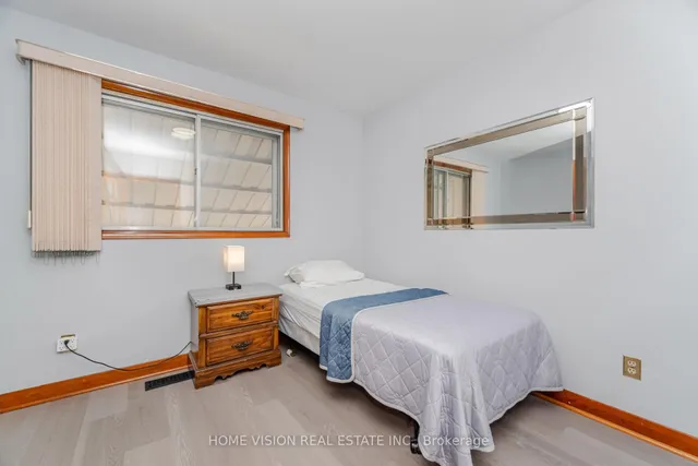 Additional image 19 of 15 Adair Ave