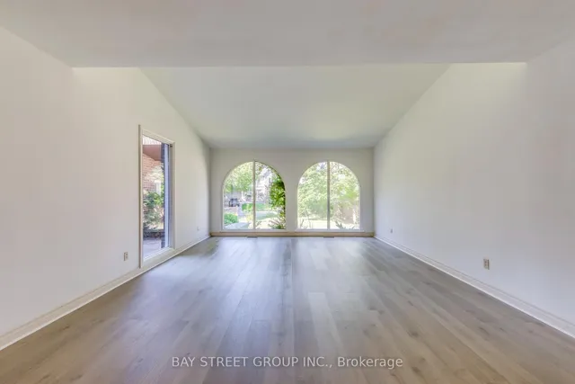 Additional image 11 of 7 Mylesview Pl