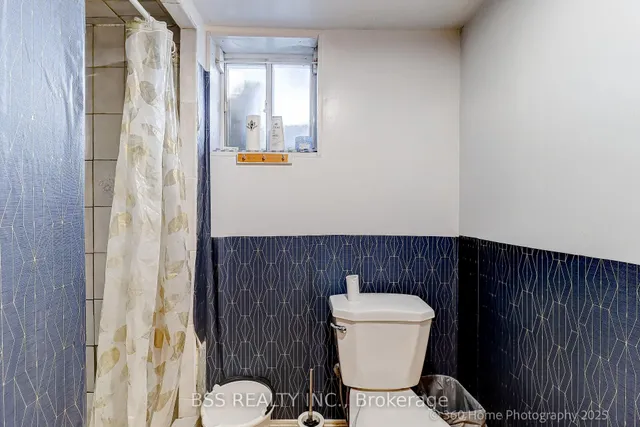 Additional image 17 of 96 Laurel Ave