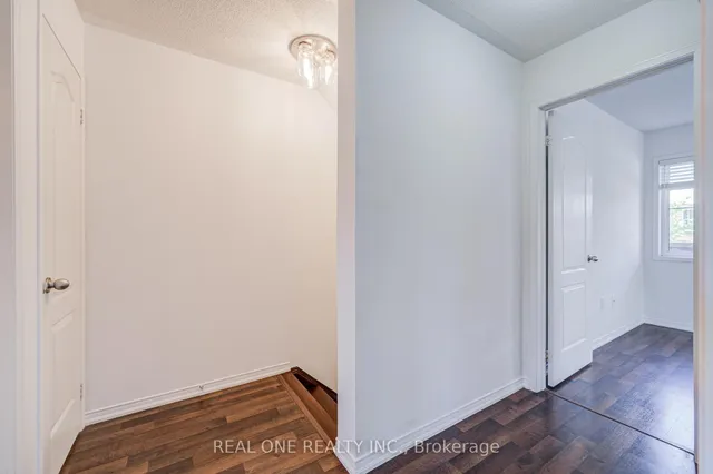 Additional image 19 of 2480 Post Rd Unit 29