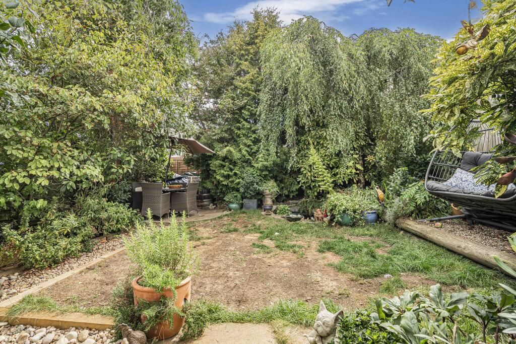 Additional image 12 of Harwood Close, Welwyn Garden City, AL8
