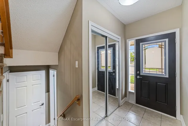 Additional image 3 of 1113 Riddell Cres