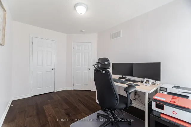 Additional image 32 of 30 Agava St