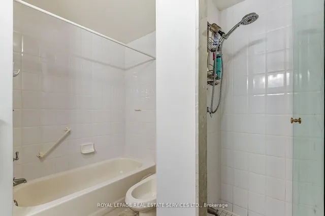 Additional image 35 of 935 Royal York Rd Unit 208