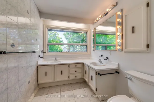 Additional image 38 of 7 Mylesview Pl