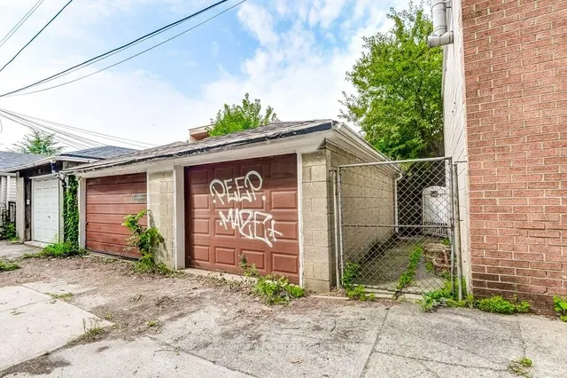 Additional image 49 of 97 Mc Roberts Ave