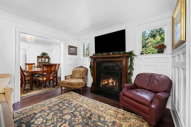 Additional image 10 of 46 Newton Ave