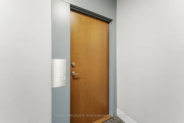 Additional image 3 of 2212 Lakeshore Blvd Unit Lph03