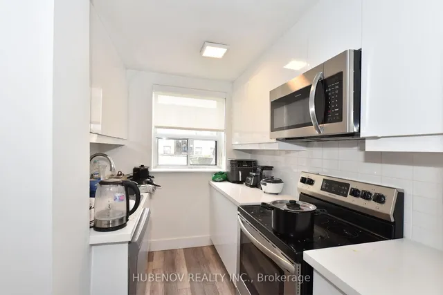 Additional image 12 of 1051 Victoria Pk Ave