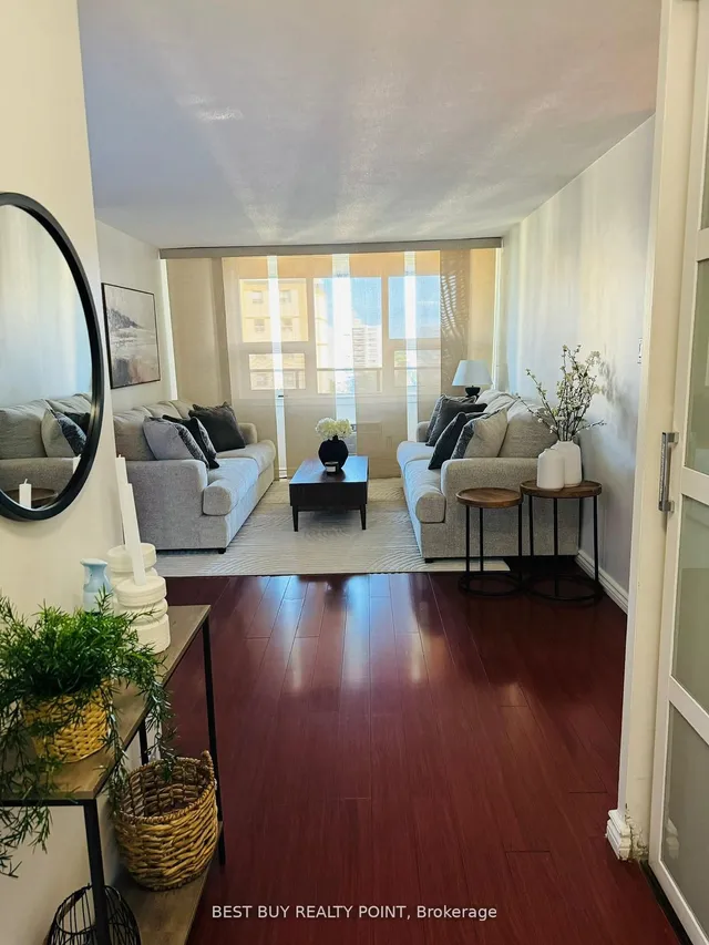 Additional image 14 of 15 La Rose Ave Unit 1007