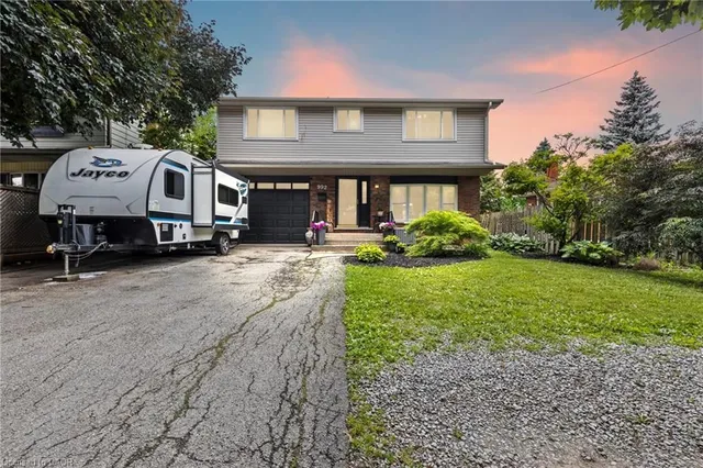 Property image for 992 Garth St