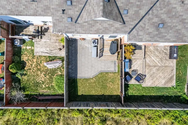 Additional image 45 of 4834 Capri Cres