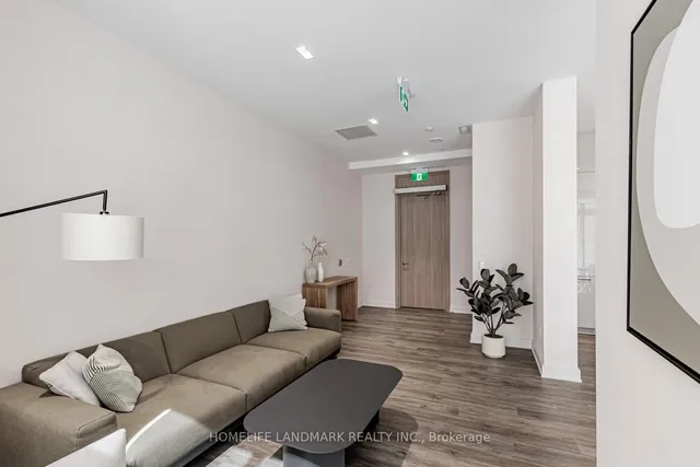 Additional image 26 of 65 Mutual St Unit 2501