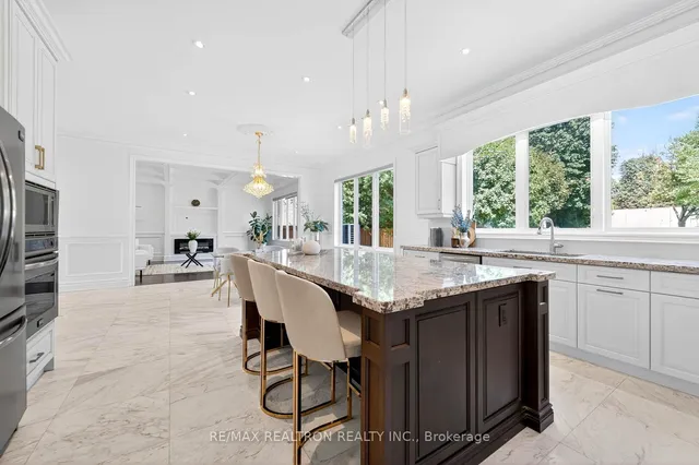 Additional image 12 of 63 Reidmount Ave